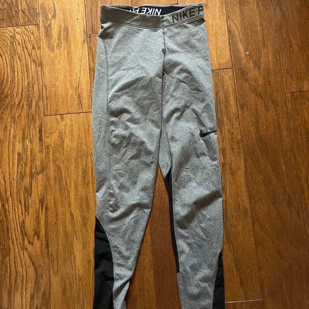 Nike leggings